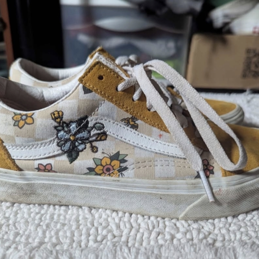 Vans Low-Top Floral Sneakers - Yellow & White
